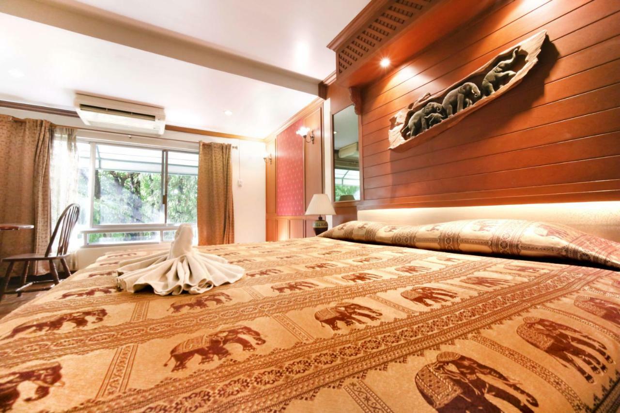 מלון בנגקוק Royal Ivory Sukhumvit Nana מראה חיצוני תמונה